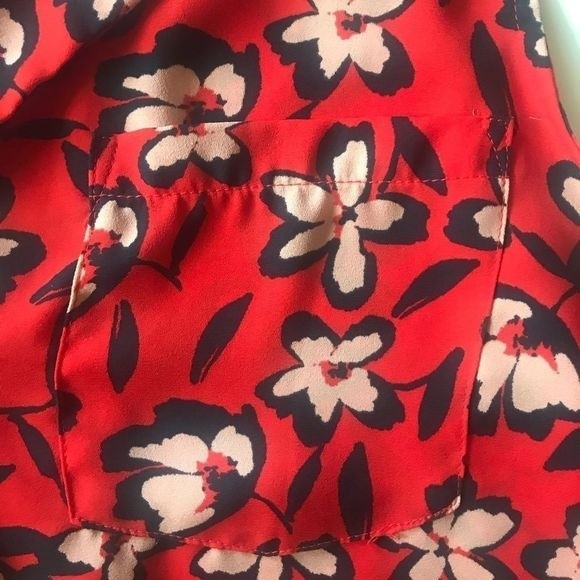 WHO WHAT WEAR Top Sleeveless Button-Down Red/Black/White Size M - Picture 6 of 8